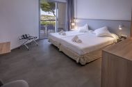 ght-habitaci-vista-mar-lateral-hotel-sagaro-mar-2_1