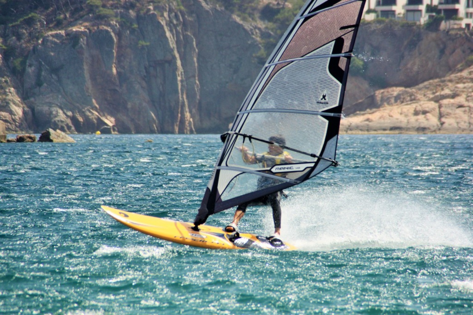 Classes i lloguer de wingfoil 